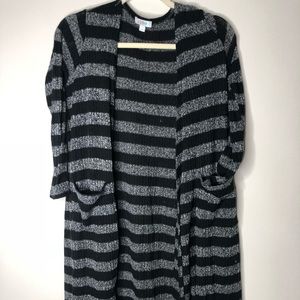 Small loved cottony LuLaRoe Striped Sarah